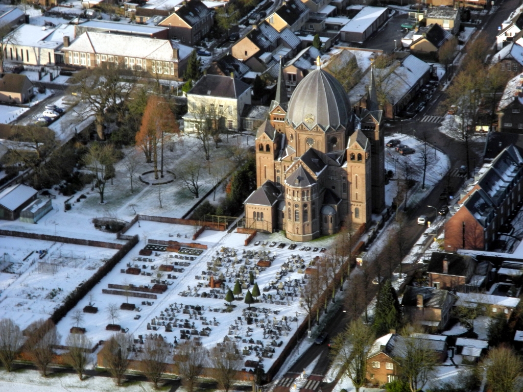 08.jpg - Kerk met de Vurherd