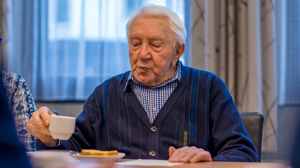 147924799740079_38884865_1280.jpg - tentoonstelling van de Heemkunde in Gemeentehuis Someren