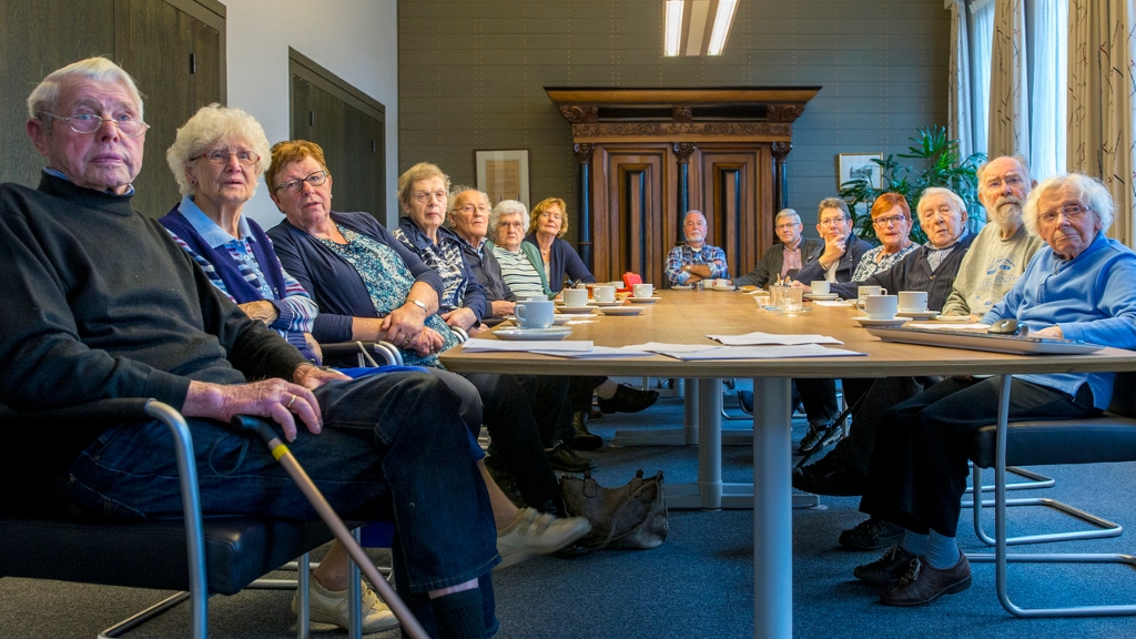 147924802896320_38884969_1280.jpg - tentoonstelling van de Heemkunde in Gemeentehuis Someren