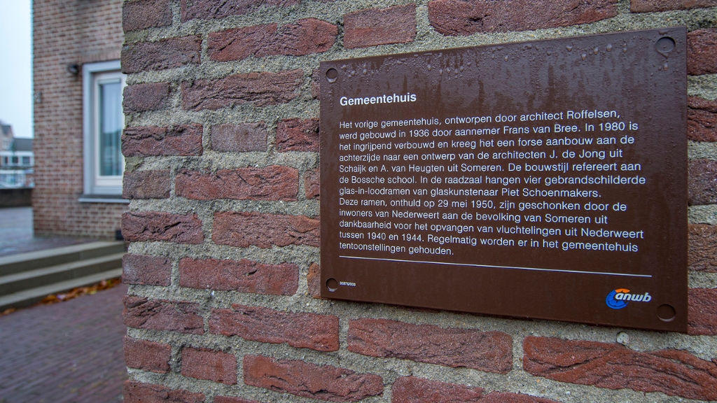 147924804441382_38884923_1280.jpg - tentoonstelling van de Heemkunde in Gemeentehuis Someren