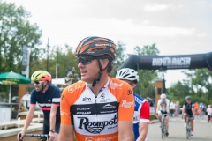 Tour der ongeschoren benen-833