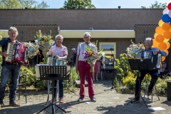 Zingen-voor-saamhorigheid-Koningsdag-Henricushof-2020-Lierop-21