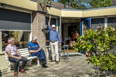 Zingen-voor-saamhorigheid-Koningsdag-Henricushof-2020-Lierop-40